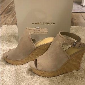 Marc Fisher Wedge